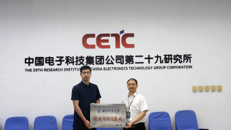 汽车高压连接器品牌对比：关键参数与选型逻辑揭秘